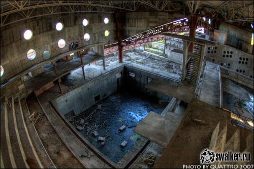 Внутри Аквадрома