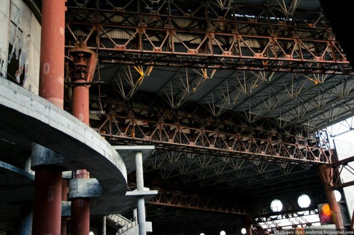 Внутри Аквадрома